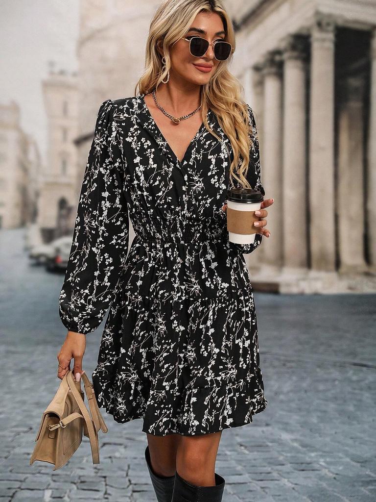 European & American Autumn/Winter Floral Lantern Sleeve Dress, Elastic Waist, Casual Vacation Long Sleeve, Women's 2025 Collection.