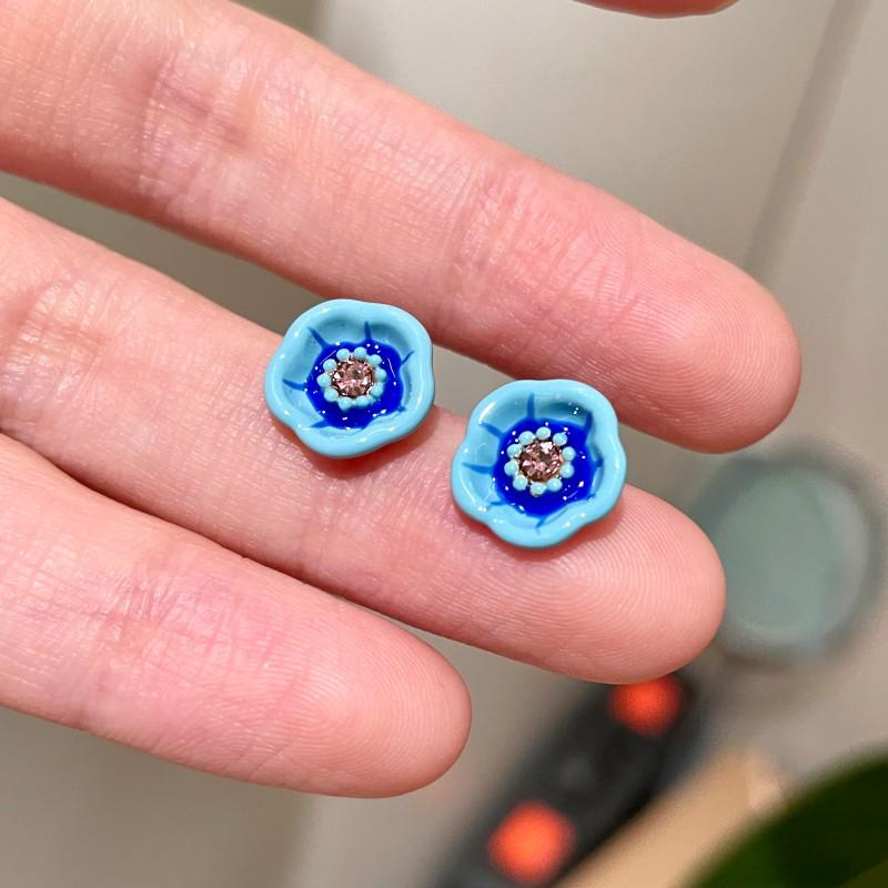 Vintage Blue Glass Bow Earrings - Retro Design Ornament