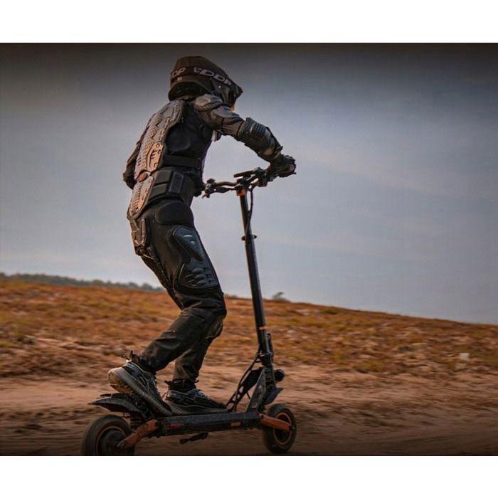 Scooter électrique KuKirin G2 Pro Puissance 600W Batterie Lithium 48V15.6Ah Autonomie 58km Ultra wild tires 9 " Frein à disque