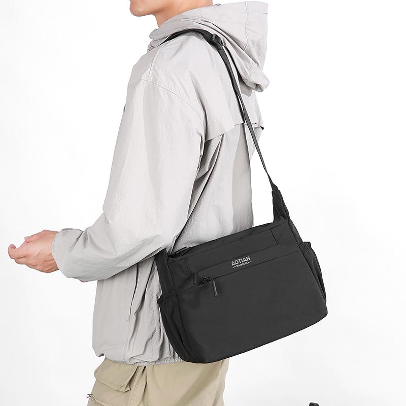 Casual Nylon Crossbody Shoulder Bag with Side Pockets Lightweight Travel Purse for Women Daily