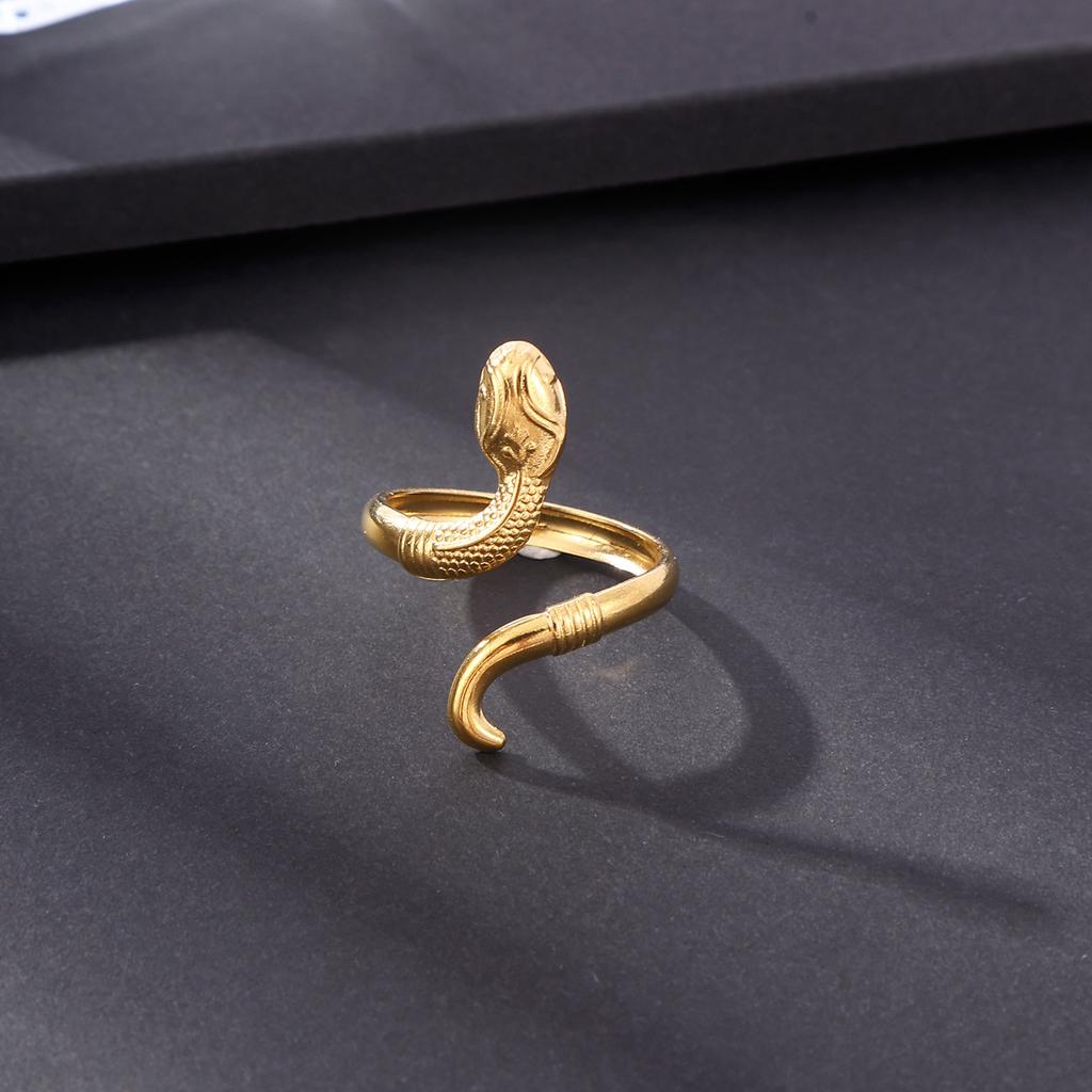18K Gold-Plated Long Snake-Shaped Titanium Steel Ring Female, Hip-Hop Punk Style Opening Adjustable Ring