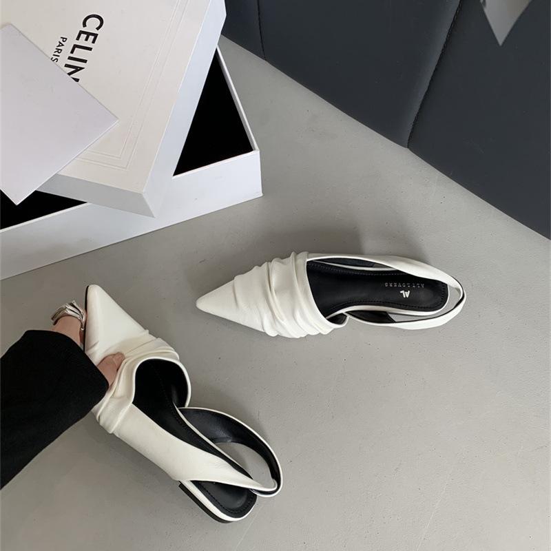 2025 Spring and Autumn New French Pointed Head Low Heel Empty Half Slippers Women's Flat Bottom Soft Leather Gentle Wind Bag Head Single