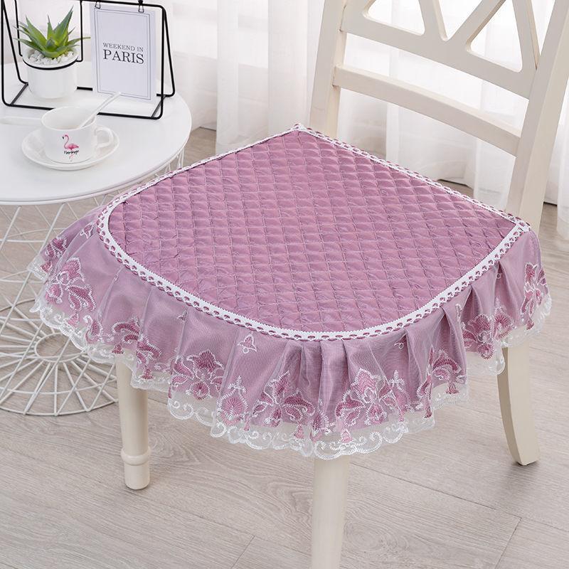 1 шт Модная бытовая противоскользящая подушка-табурет Современный простой стиль Всесезонная универсальная кружевная сидушка Декор гостиной Коврики для обеденного стула 43x45cm 1pcs 780₽