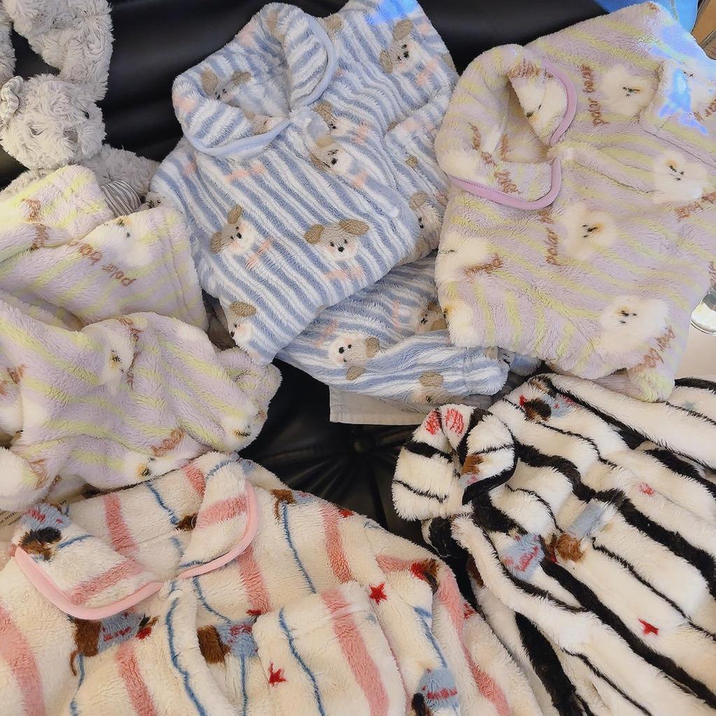 2025 A-Class Flannel Suit for Kids: Plush Velvet Thick Homewear, Fashionable Autumn & Winter Clothing for Boys & Girls.