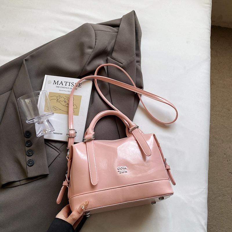 Premium Bag Women's Spring Summer New Niche Design Messenger Bag Portable Pillow Bag