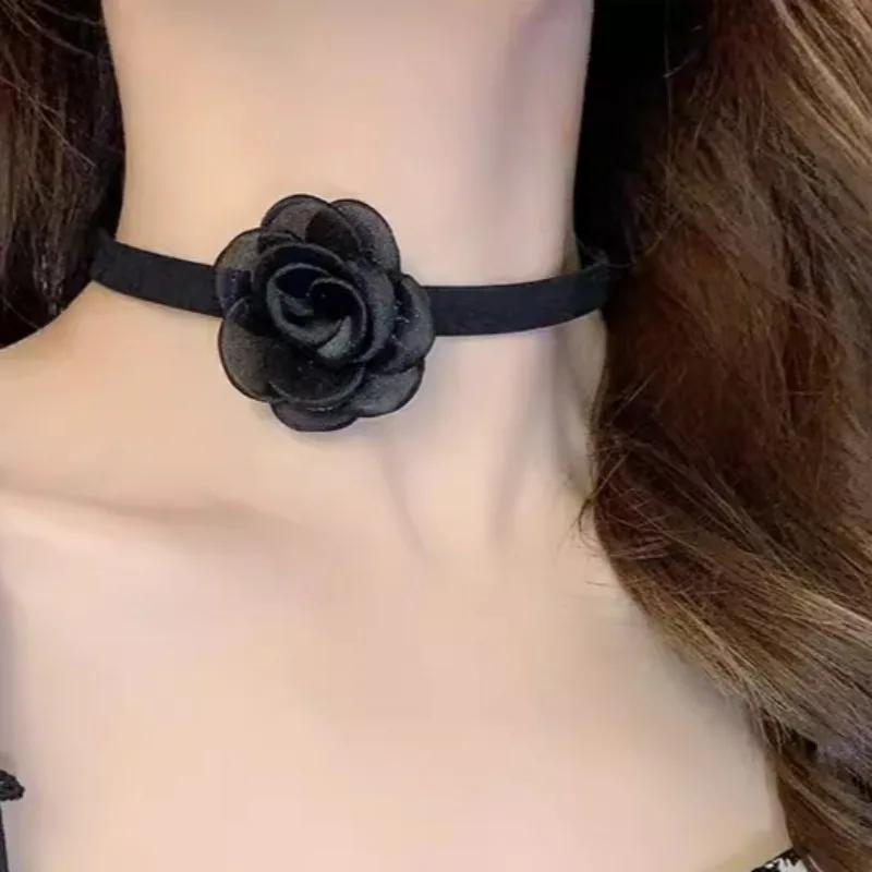 Damen Elegantes Netzblumen-Halsband Damen Bequem Rotes Schwarzes Halsornament Mädchen Leichtes Rosen-Halsband Party Geschenk