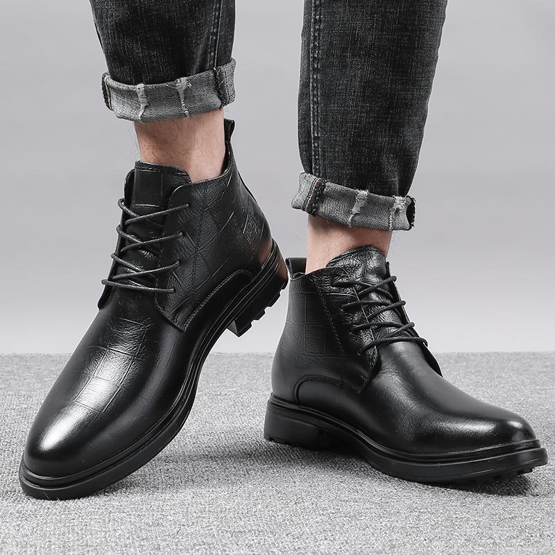 2024 Genuine Leather Men Boots Men Winter All-match Motorcycle Boots Stylish New Male Comfortable Outdoor Shoe