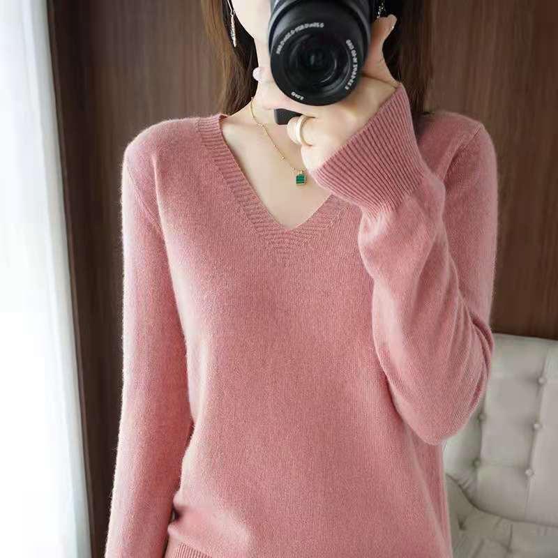 Maglione da donna in misto lana con scollo a V, corto e largo, a maniche lunghe, da indossare sottile