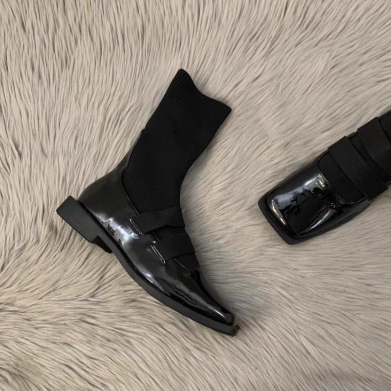 Módní britský styl čtvercové pletené ponožkové boty 2024 nové dámské boty vysoce kvalitní zeštíhlující mokasíny dámské kotníkové boty jednoduché boty