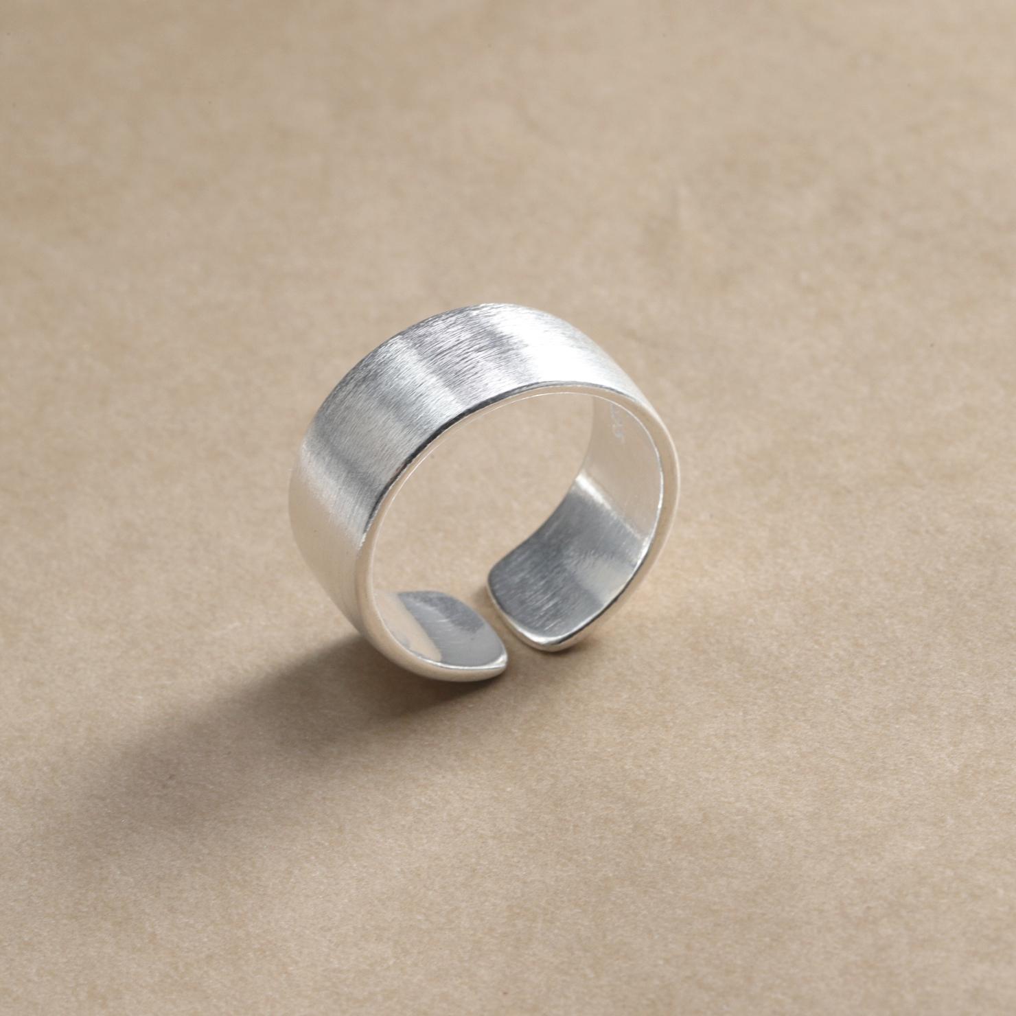 

PANJBJ 925 Sterling Silver Rings for Women Couple Minimalist Handmade Simple Wide Ring Set Party Jewelry Gift Prevent Allergy