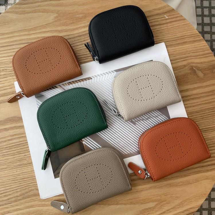 Portofel nou 2025 din piele naturală pentru monede: Piele de vacă strat superior, Design decupat, Suport multifuncțional pentru carduri și depozitare carduri bancare