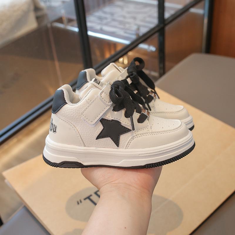 

Детские кроссовки Four Seasons Low Top Breathable для скейтбординга для детей и студентов, популярные кроссовки для бега, для мальчиков и девочек, удобные кроссовки для спортзала 26 чёрный