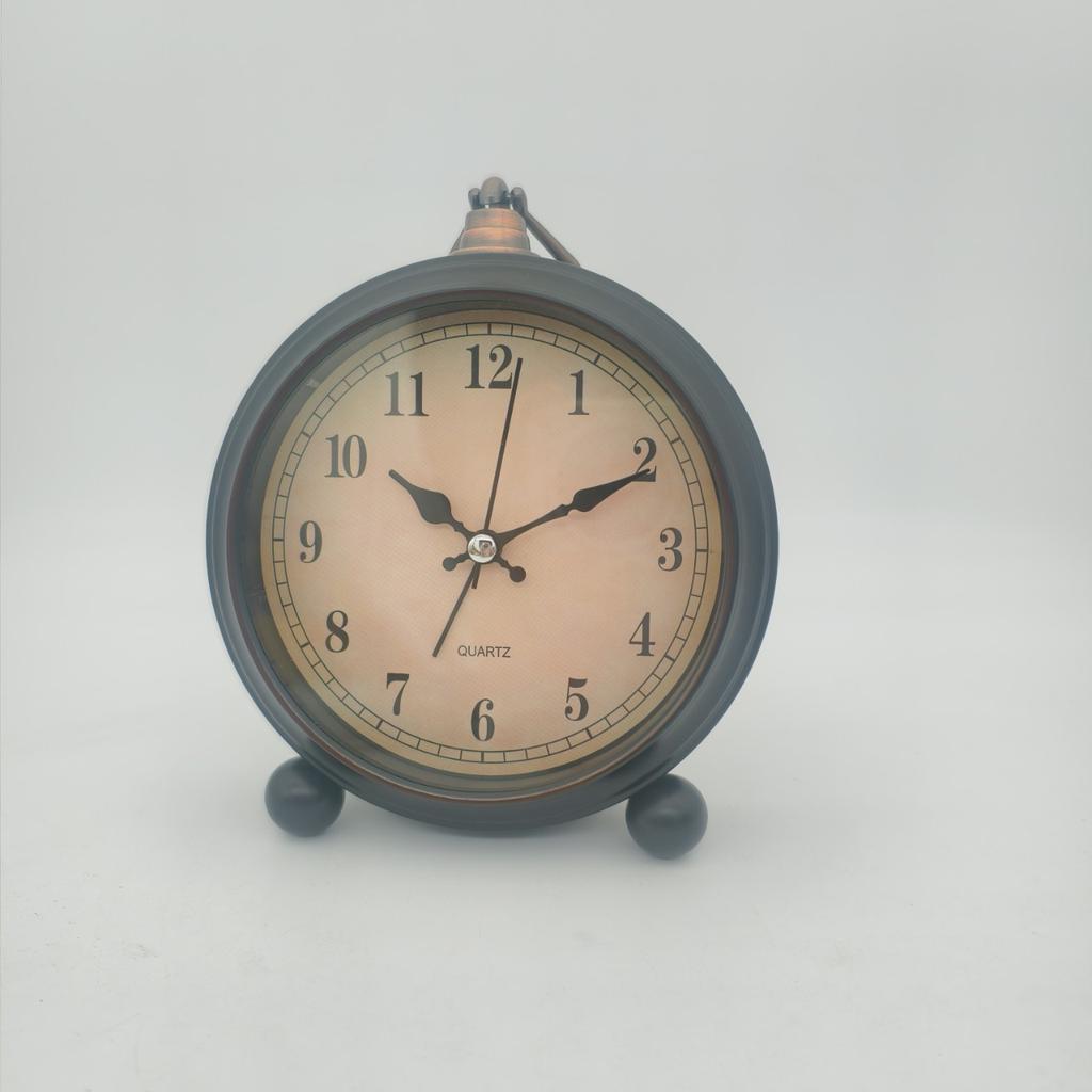 Metal Silent Alarm Clock Retro Creative Bedside Clock Silent with Light