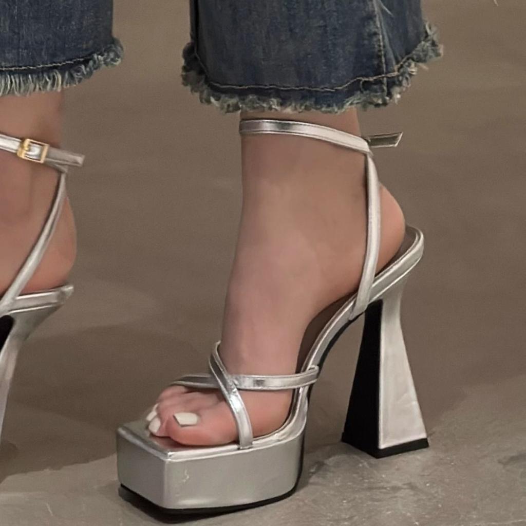 Fashion Catwalk High Heels Summer Waterproof Table Cross-strap Rear Empty Open-toe Platform High-heeled Sandals