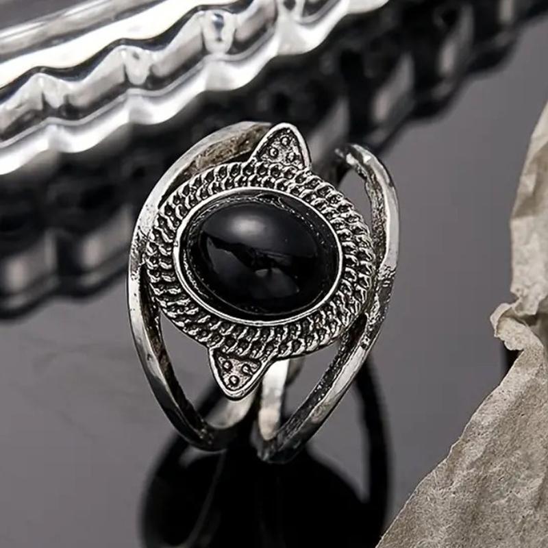 Huitan Bohemia Style Oval Imitation Opal Ring for Women White/Black Luxury Wedding Bands Accessories Temperament Lady Zircon