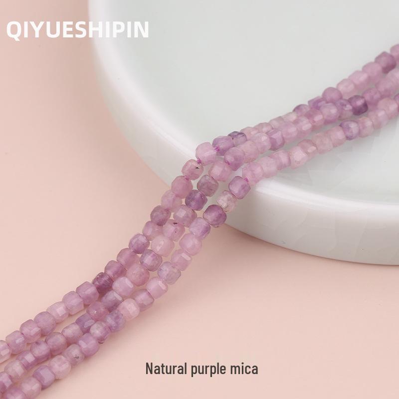 

2 мм Натуральна Чорна Шпінель Кубик Цукру Маленькі Кристалічні Намистини для DIY Проєктів 2.3mm Small Cube ≈165 pieces/strand