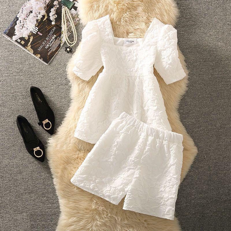 

Women s Square Neck Puff Sleeve Top & High Waist Shorts Set - Summer 2026 Collection S (Recommended for 80-95 jin)