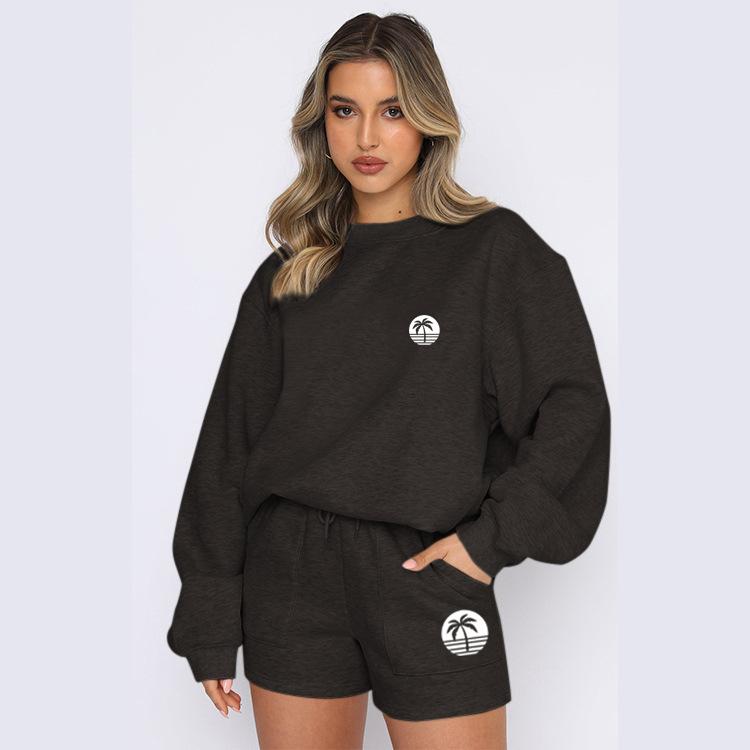 2026 autumn and winter new American Spice Girl gray crew neck shorts sweater jacket small casual suit