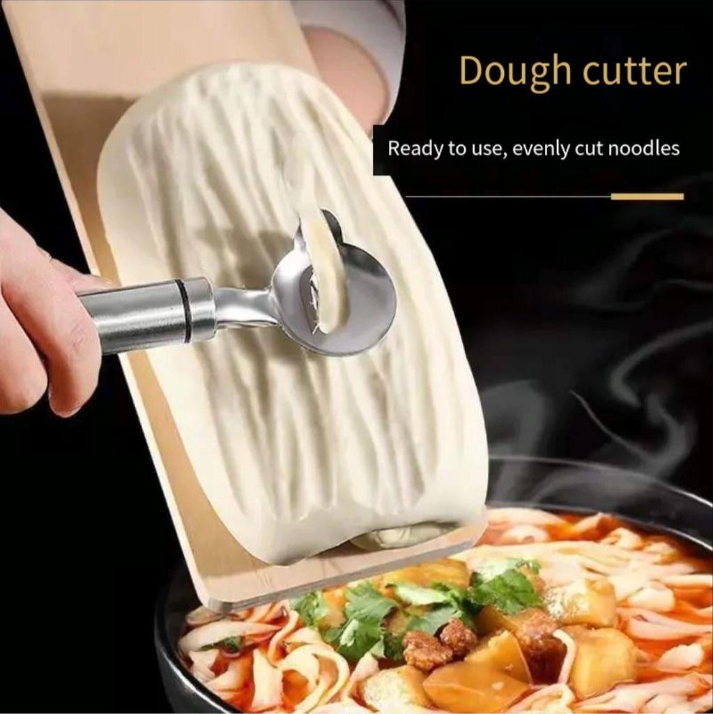 Hot Stainless Steel Shaving Knife Household Noodle Tools Sliced Noodles Artifact Pasta Tools Noodle Cutter Metal Dough Scrap