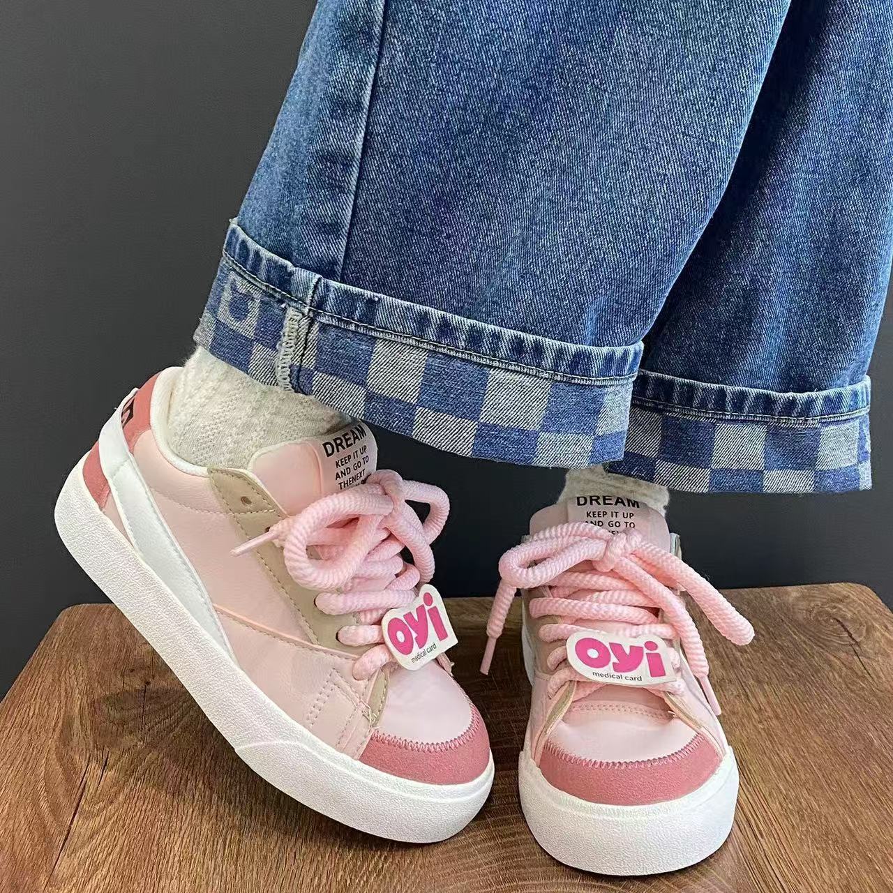 

2024 new autumn Maillard fashion casual versatile white shoes flat color matching sports lace-up board shoes trendy women 40 рожевий