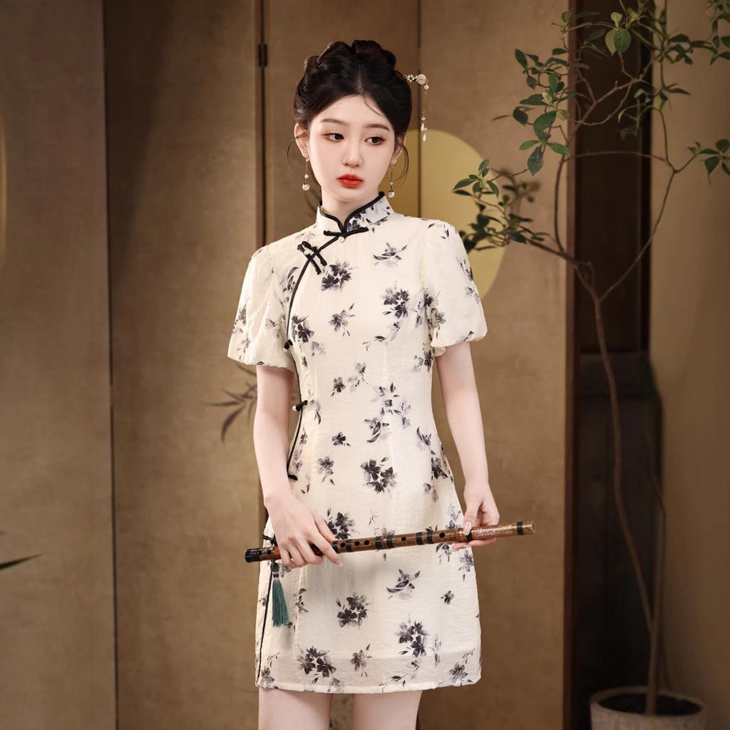 National style new Chinese floral small short cheongsam young retro slim and thin high-end women's daily cheongsam