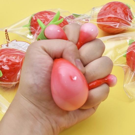 Relief Strawberry Squeeze Toy Slow Rebound Simulated Fruit Fidget Toy Anti-stress Sensory