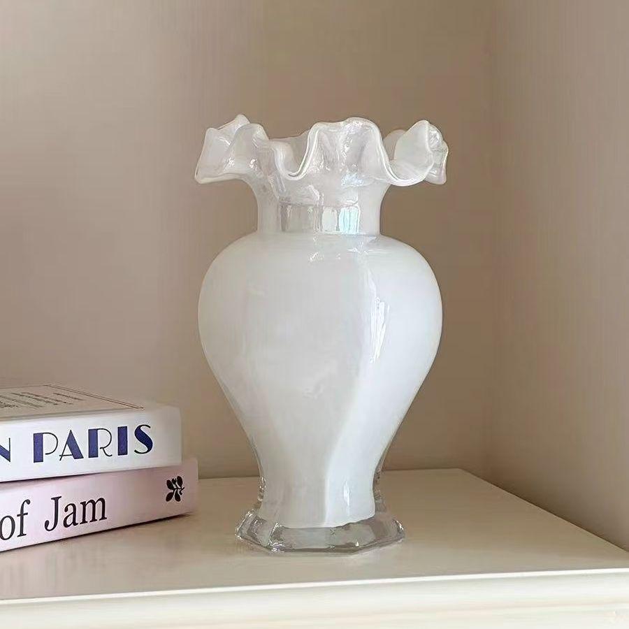 Переливающаяся винтажная ваза-рыбий хвост из стекла Fenton - Роскошный centerpiece для декора дома.