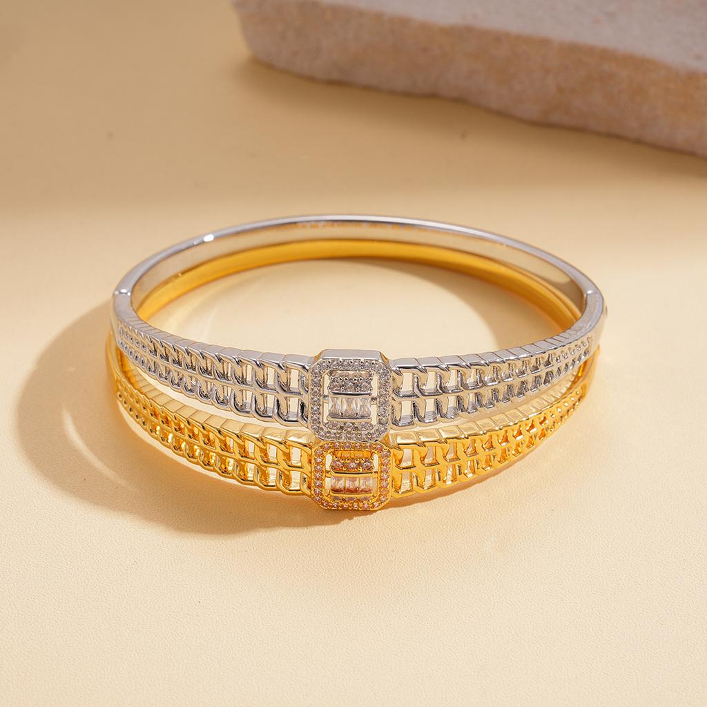 18K real gold electroplated zircon hollow square buckle bracelet simple geometric high-end jewelry