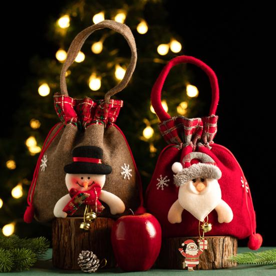 Christmas Gift Bags with Drawstring Design Cute Cartoon Packaging Tote Bag for Festive Party Decoration