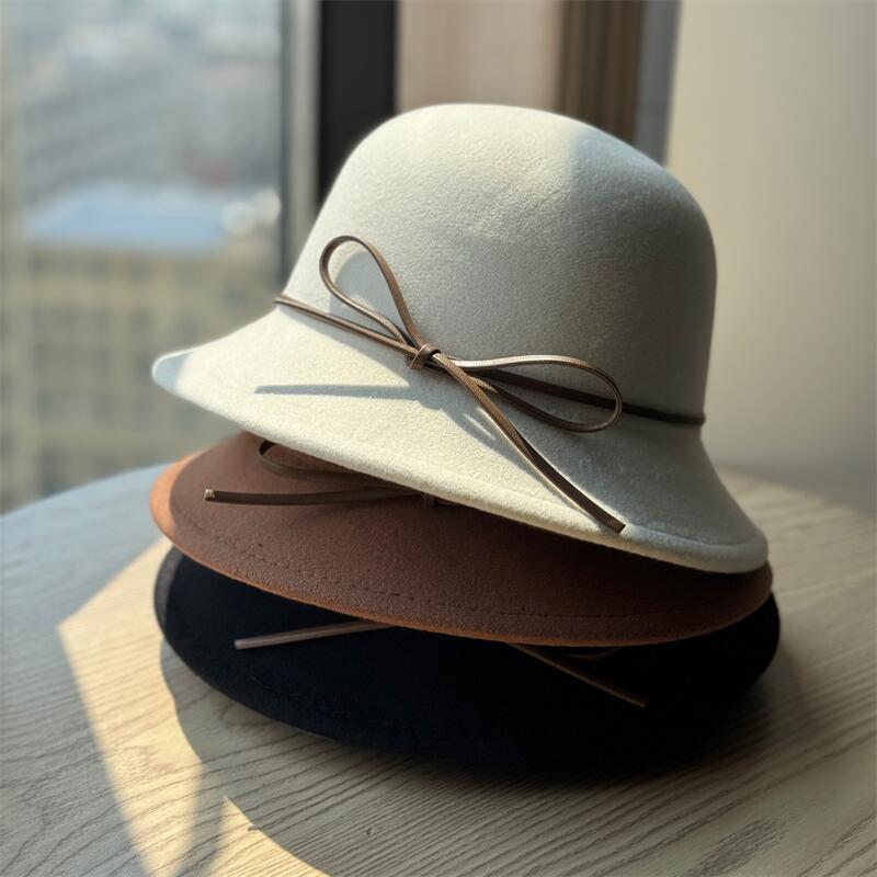 Autumn and winter French Hepburn style golden top hat children breathable crimping temperament fashionable versatile face small bucket hat tide