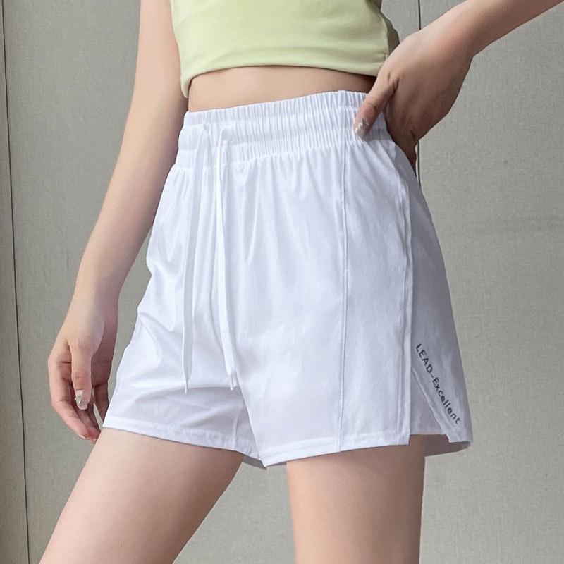 

Женский летний комплект для бега и йоги 2025: Быстросохнущие белые шорты и утягивающий топ S