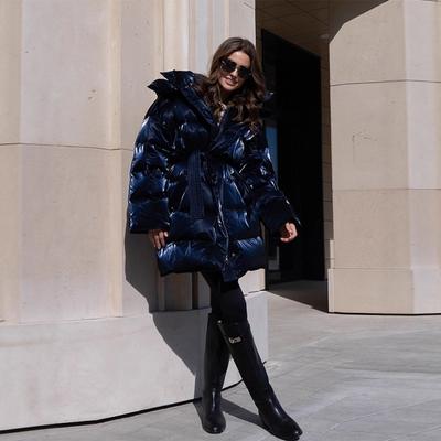 Damen Winter Daunenjacke Mit Reflektierenden Streifen Kapuze Dick Gefüllt Mit Baumwolle-Polyester Streetwear Stil Mehrere Farben