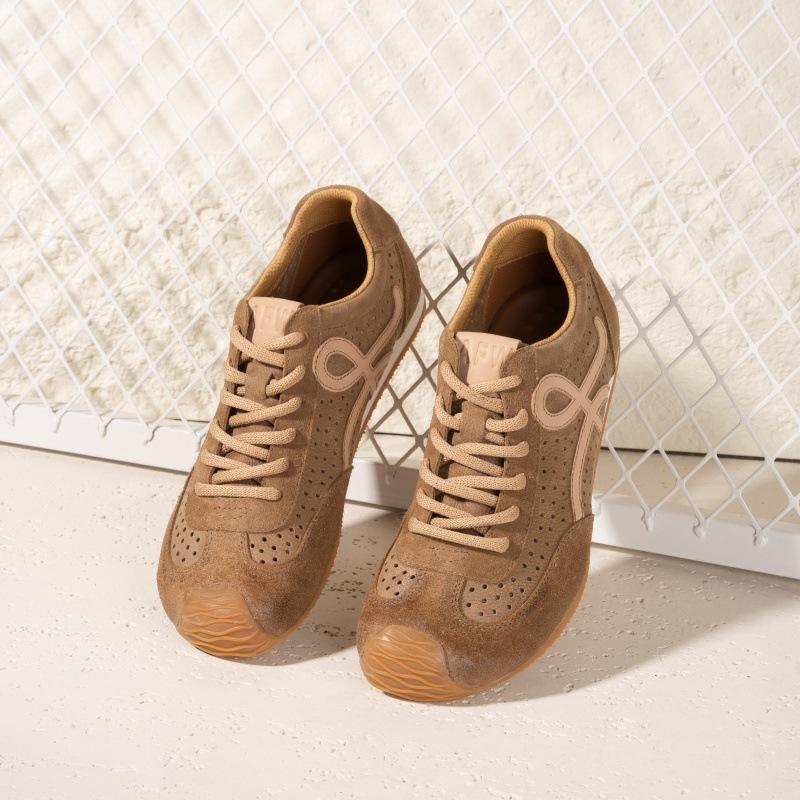 

New retro shoes men s leather hollowed-out breathable men s shoes flat bottom lightweight versatile sports and leisure shoes men 44