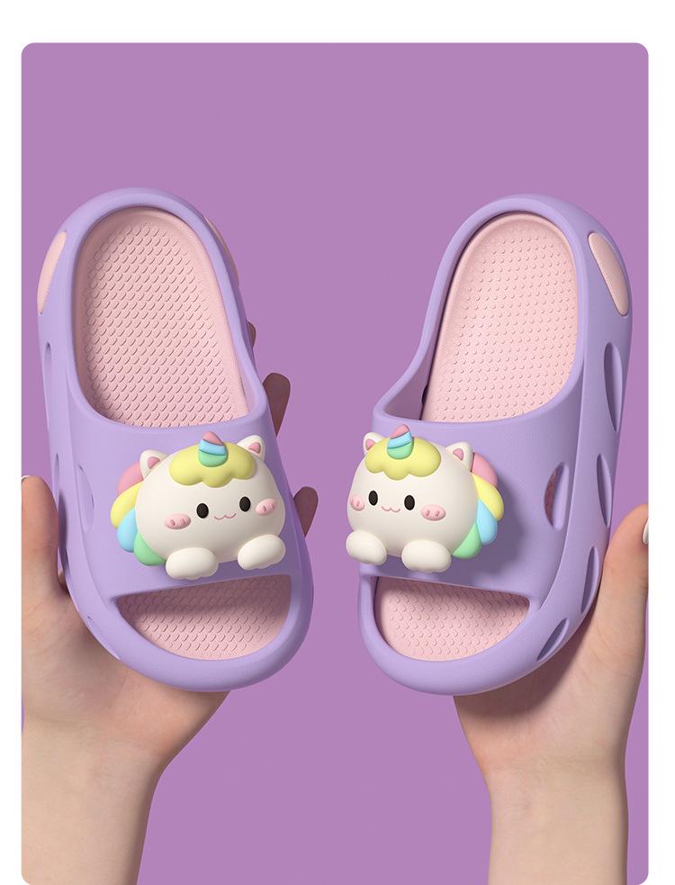 Sommer Cartoon Kinderhausschuhe: Rutschfeste Sandalen mit weicher Sohle für Jungen und Mädchen, Süße Baby-Strandbekleidung für drinnen/draußen