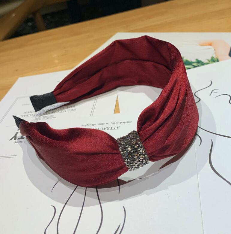 

Новая Мода Женская Повязка на Голову Однотонная Со Стразами Ободок для Волос Темперамент Высокое Качество Аксессуары для Волос Головной Убор