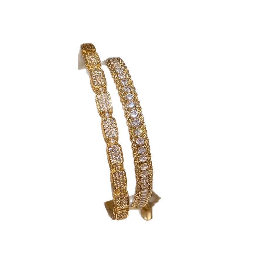 Plaid Gold Bracelet with Shiny Zirconia Ring – Luxurious, Fashionable, and Versatile Ins Style Jewelry.