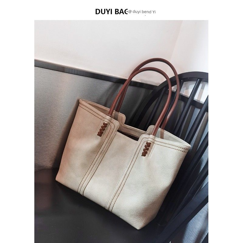 

Duyi Niche Style Soft Leather Tote Female Large Capacity Shoulder Bag 2025 New Arrival Fashion Commuter Bag Satchel Computer Bag Khaki