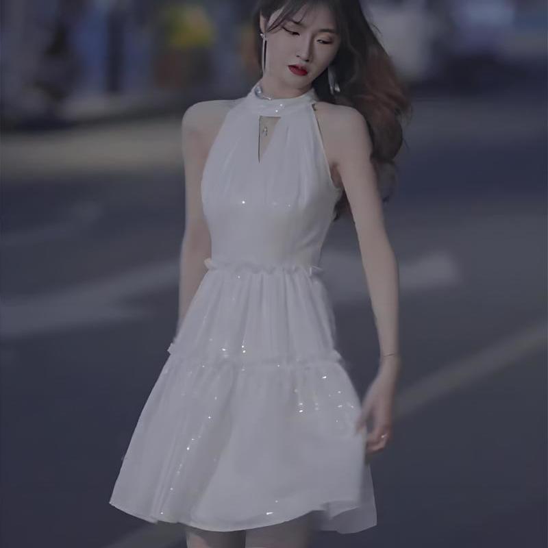 Маленькое летнее платье с вырезом халтер, стройнящее, 2026 - Сексуальное, без рукавов S (Recommended 80-95 kg)