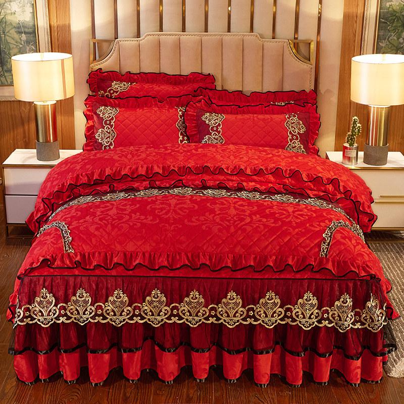 Europe Velvet King Size 4pcs Bedding Set Luxury Comforter Cover Quilted Lace Bedskirt Soft Warm Queen with Two Pillowcases