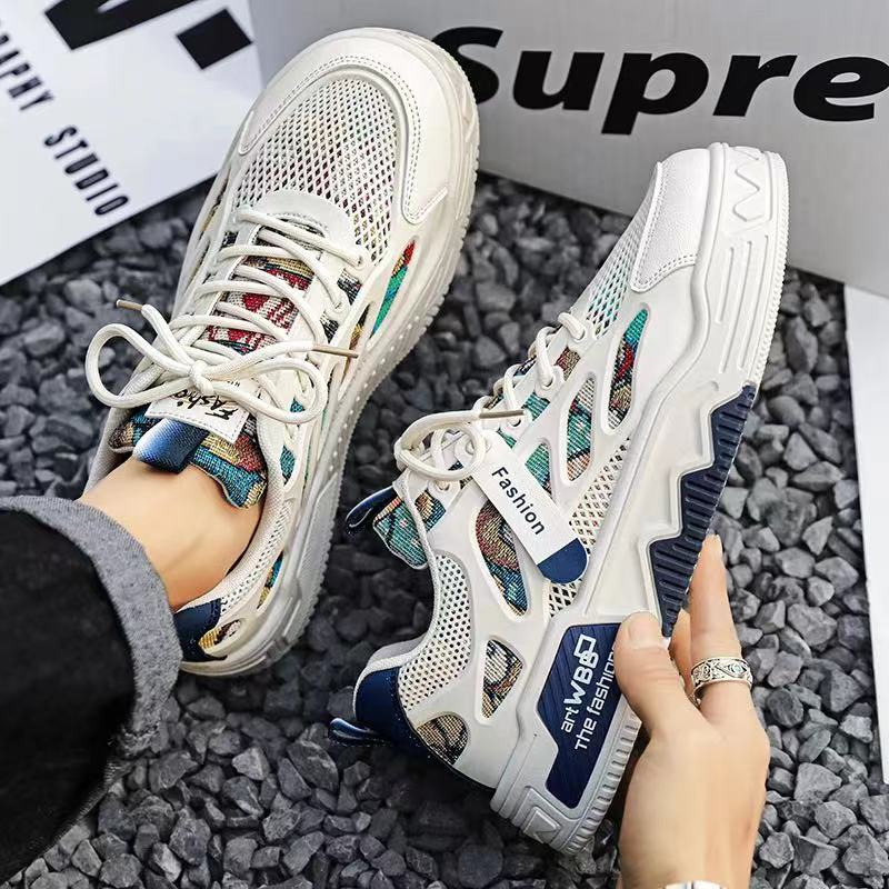 European Station Fashion Shoes Men 2024 New Increase Thick Sole Sports Casual Shoes Breathable Network Surface Student Trend
