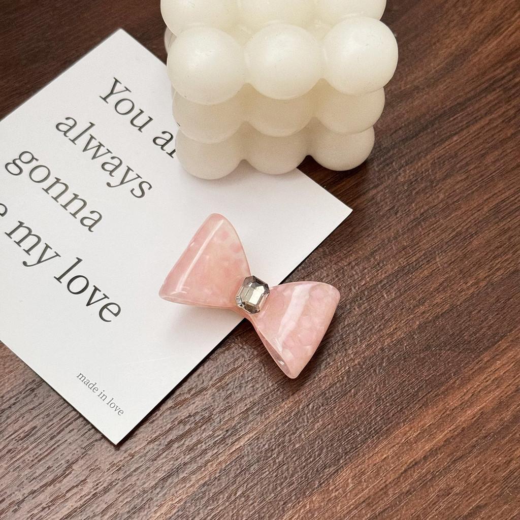 

Набор винтажных резинок для волос с бантом и зажимов-уточек в элегантных цветах для женщин Pink Clip