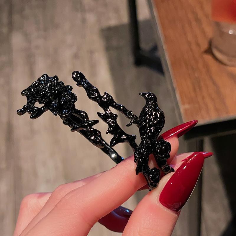 New Niche Design Dark Personality Thorn Raven Open Bracelet High Sense Fashion Retro Bracelet Women