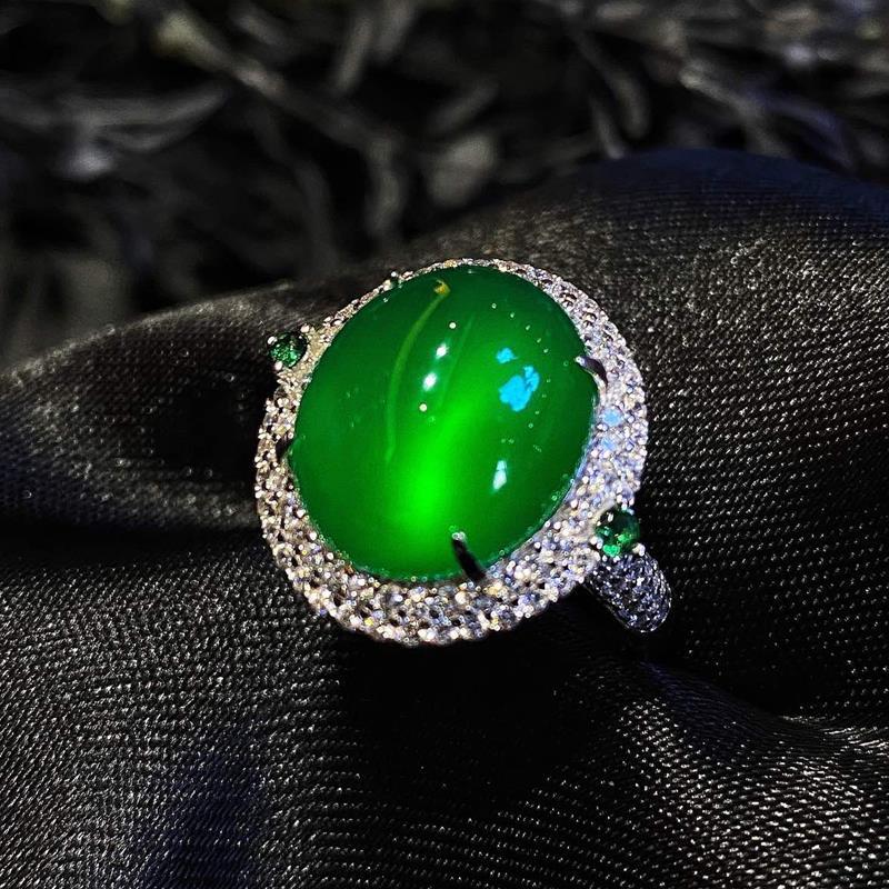 Inspired Design Silver Inlaid Crystal Natural Green Chalcedony Oval Adjustable Ring Exquisite Anniversary Gift Ladies