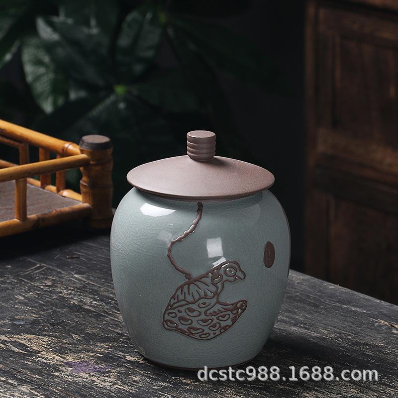 Ceramics Ge kiln Song porcelain tea jar, large sealed storage jar, vintage relief tea packaging jar, gift ice crack glaze