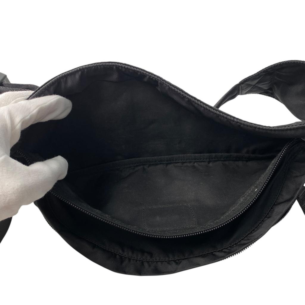 Used PRADAbody bag black Nylon Women