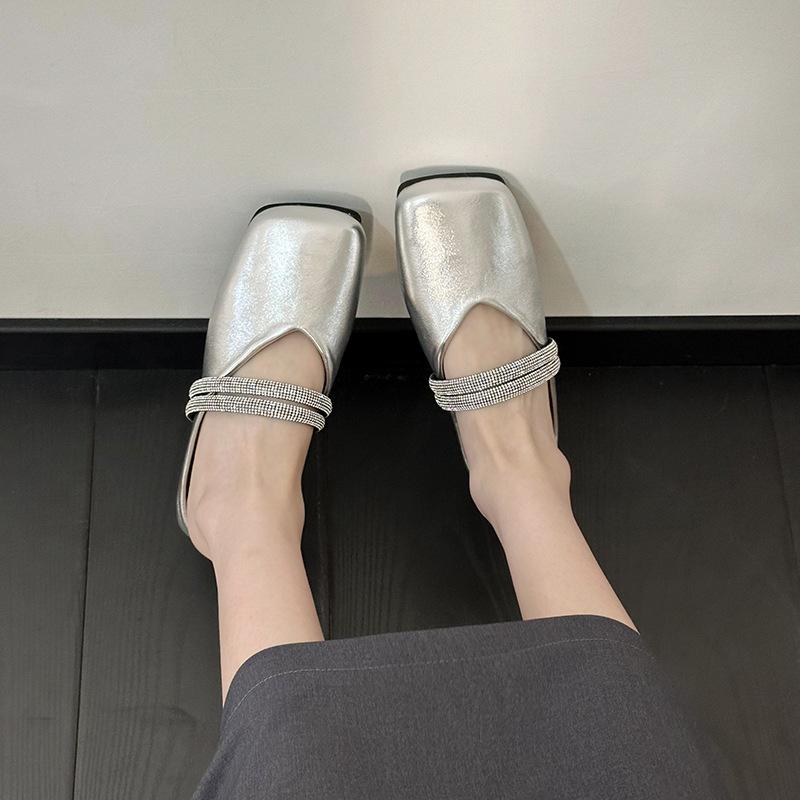 Women Baotou Half Slippers French Square Head Flat-bottomed Slipper Lightweight PU Leather Casual Slippers Women's Muller Slides