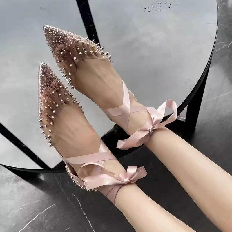 Fashion Sandals Women's Summer New 2025 Rivet Strap Crystal Bridesmaid  Pointed Rhinestone Transparent Low Heel Shoes Sandalias De Mujer