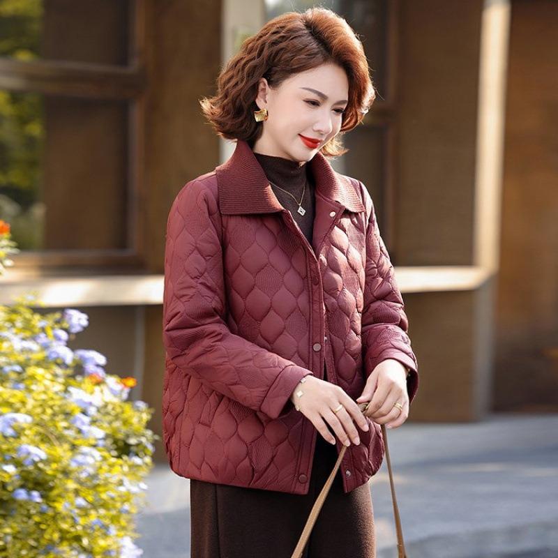 Short autumn and winter cotton jacket, light and thin cotton-padded jacket, old and fashionable autumn and winter cotton-padded jacket for women