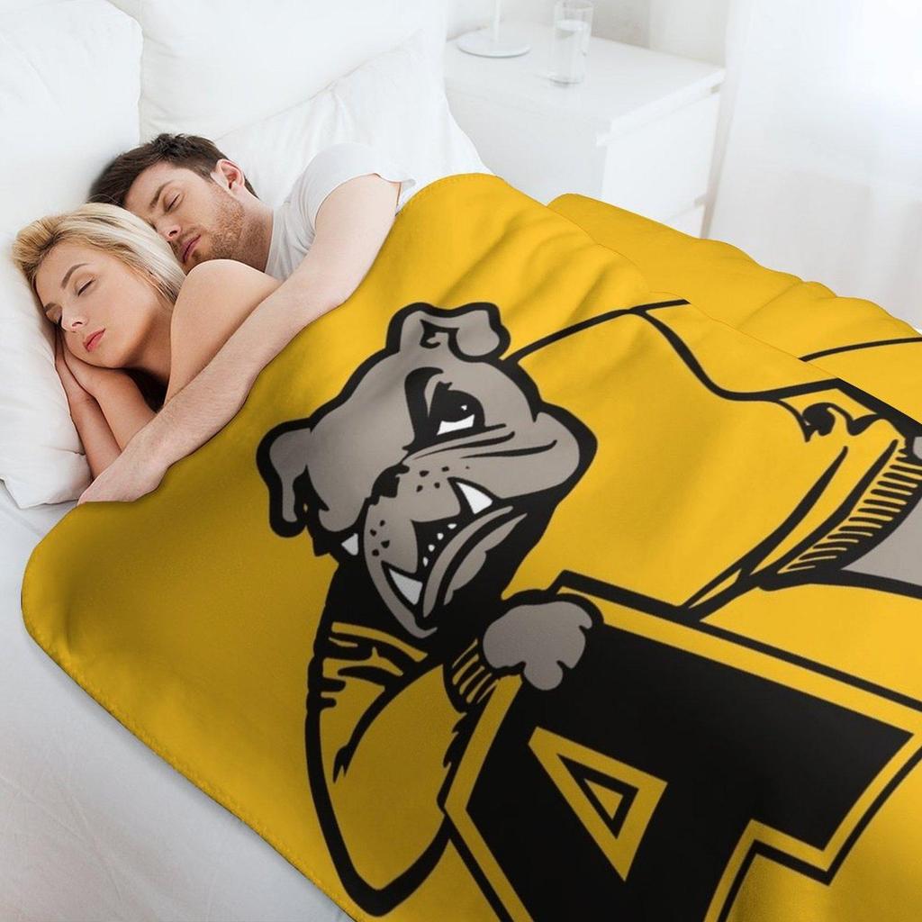 Adrian College Throw Blanket Multi Purpose Soft Warm Blanket for Home Travel