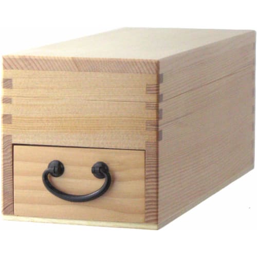 Koyanagi Sangyo Marusan Bonito Box Throne 01003